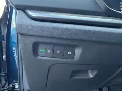 Skoda Octavia Station Wagon 2.0 TDI EVO SCR DSG Wagon Executive (6)