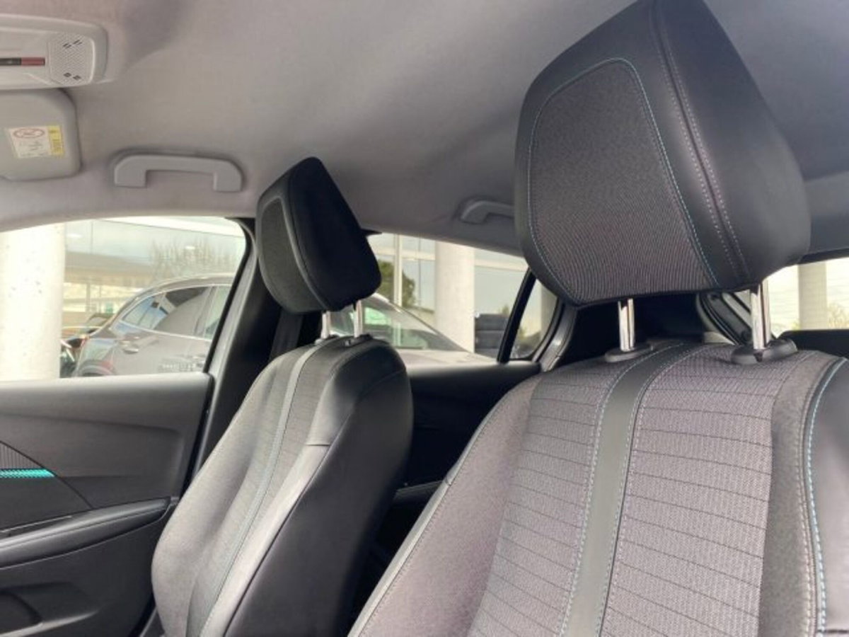 Peugeot 208 PureTech 100 Stop&Start 5 porte Allure (12)
