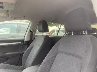 Volkswagen Golf 2.0 TDI 1st Edition Life (10)