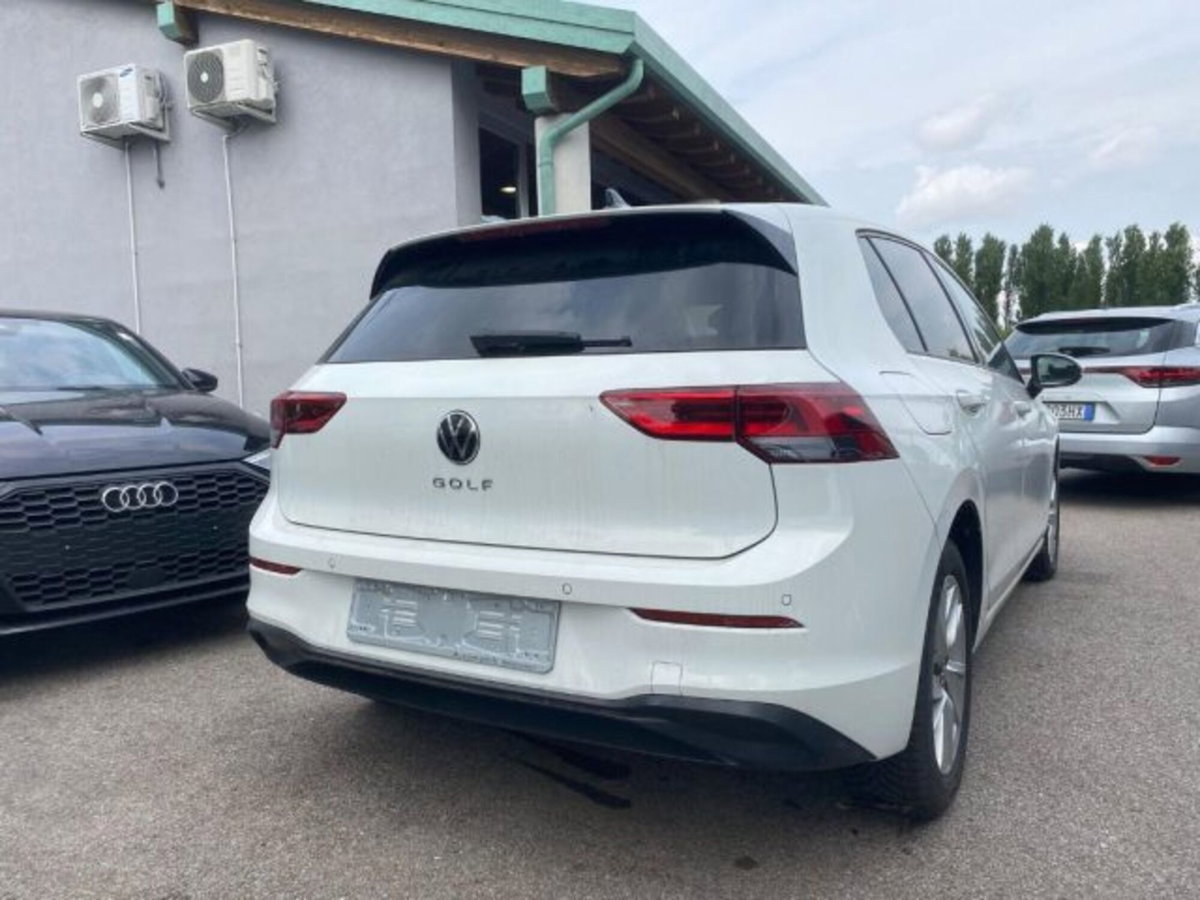 Volkswagen Golf 2.0 TDI 1st Edition Life (3)