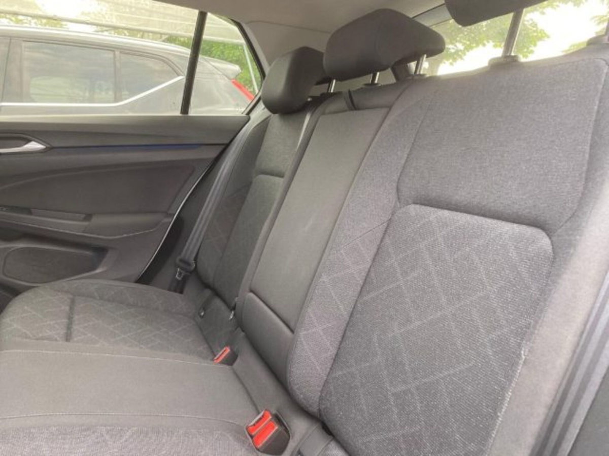 Volkswagen Golf 2.0 TDI 1st Edition Life (6)
