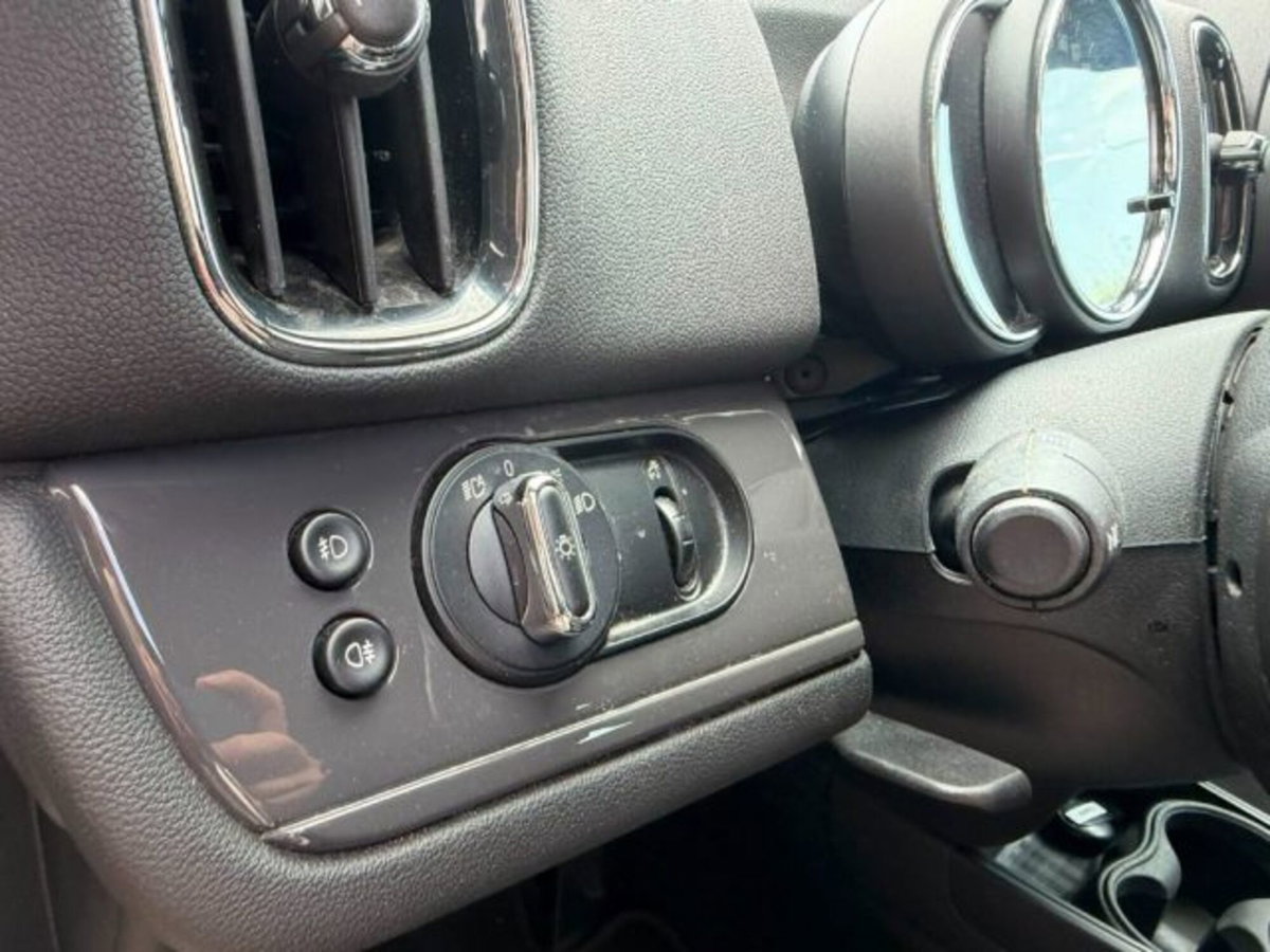 MINI Mini Countryman 2.0 Cooper D Business Countryman ALL4 Automatica (8)