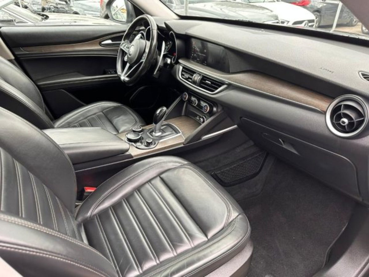Alfa Romeo Stelvio Stelvio 2.2 Turbodiesel 210 CV AT8 Q4 Super (19)