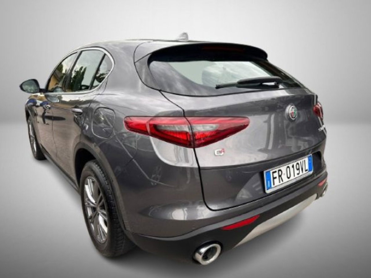 Alfa Romeo Stelvio Stelvio 2.2 Turbodiesel 210 CV AT8 Q4 Super (2)