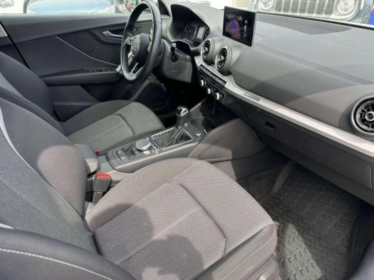 Audi Q2 Q2 35 TFSI S tronic Business (12)