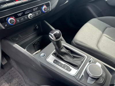 Audi Q2 Q2 35 TFSI S tronic Business (8)