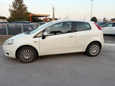 Fiat Grande Punto 1.3 MJT 90 CV 3 porte Dynamic (2)