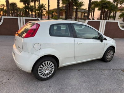 Fiat Grande Punto 1.3 MJT 90 CV 3 porte Dynamic (4)