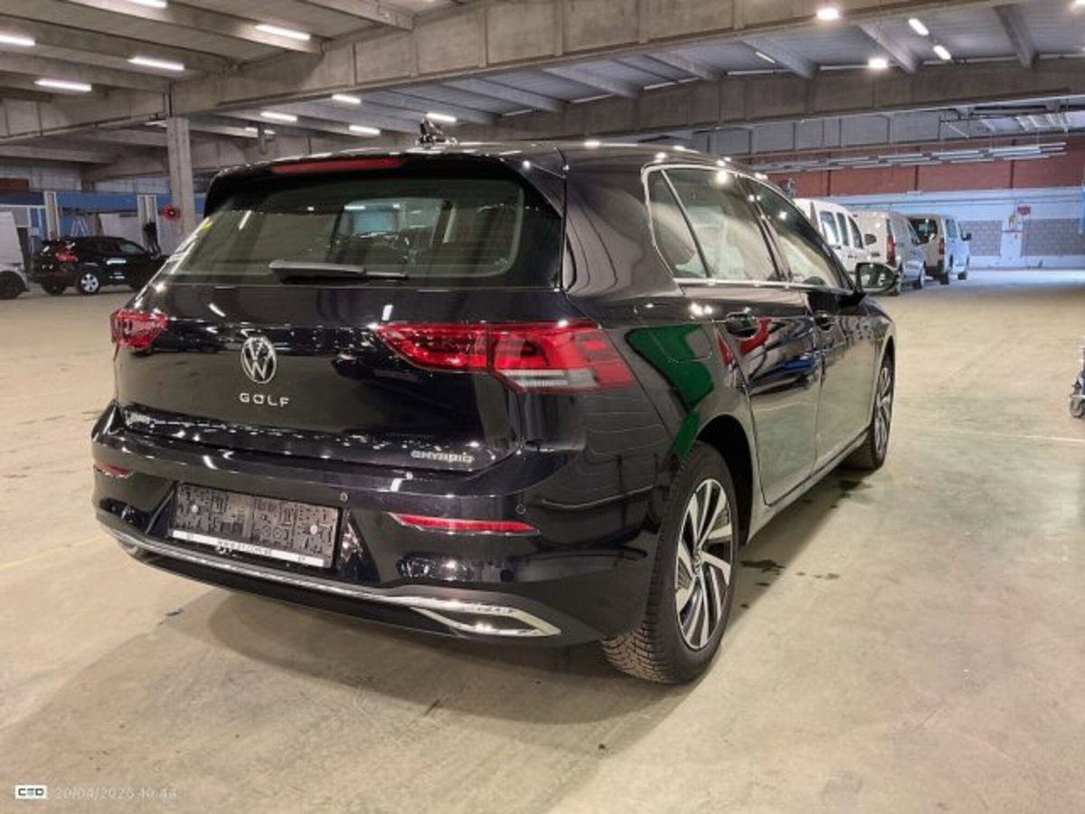 Volkswagen Golf 1.4 TSI eHYBRID 204 CV DSG Style (3)