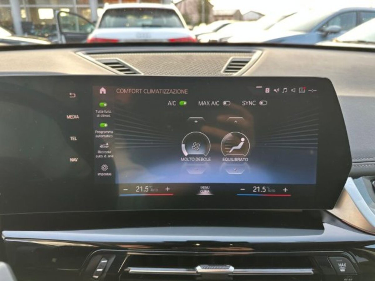 BMW X1 sDrive18d xLine Plus (13)