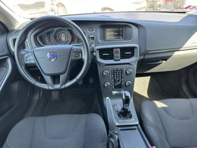 Volvo V40 D2 Momentum (12)