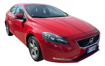 Volvo V40 D2 Momentum (4)