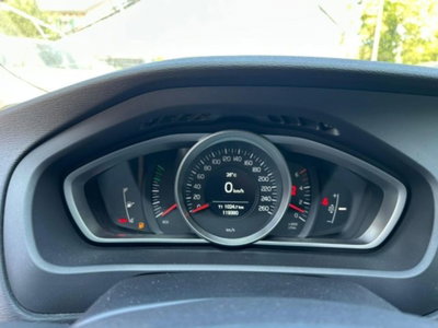 Volvo V40 D2 Momentum (7)