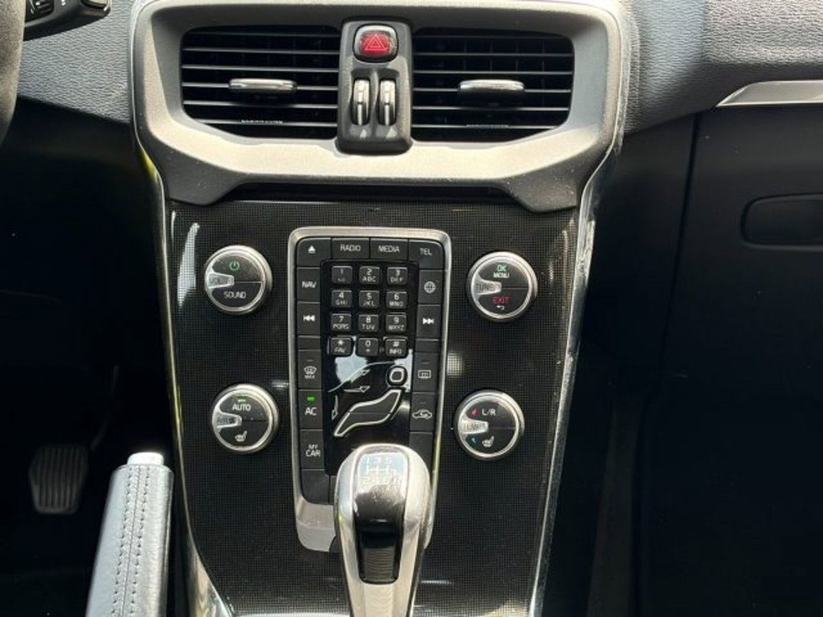Volvo V40 D2 Momentum N1 (10)