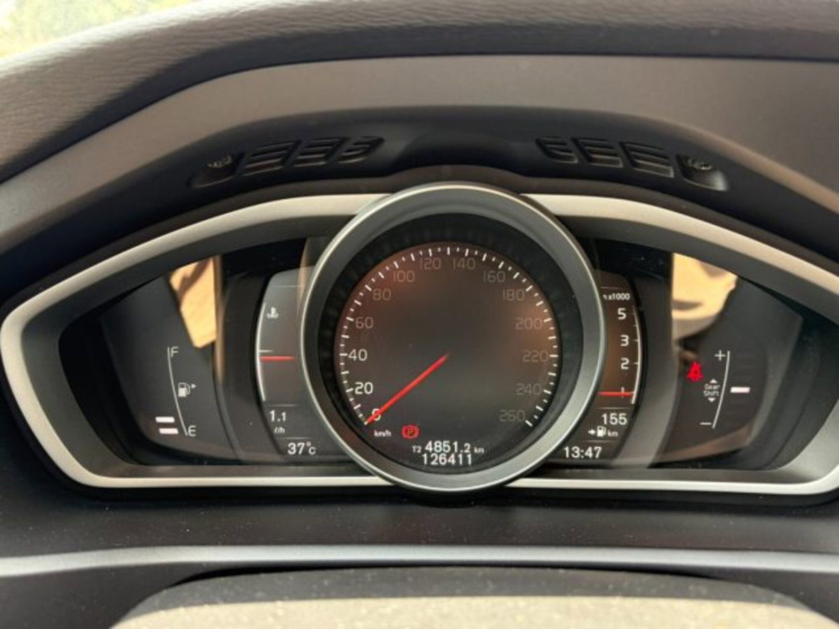 Volvo V40 D2 Momentum N1 (13)
