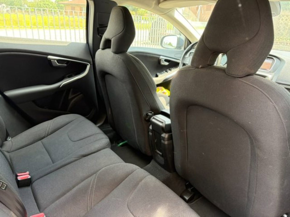 Volvo V40 D2 Momentum N1 (6)