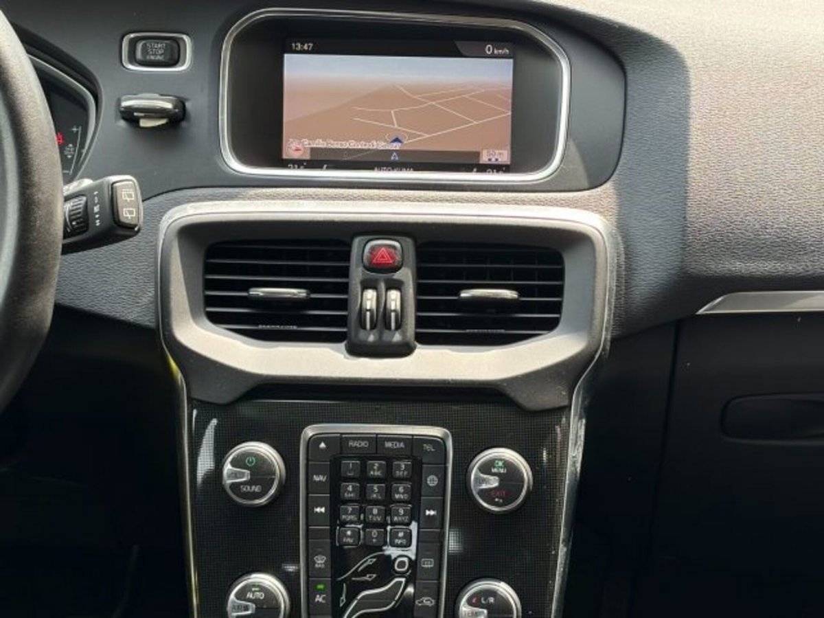 Volvo V40 D2 Momentum N1 (8)