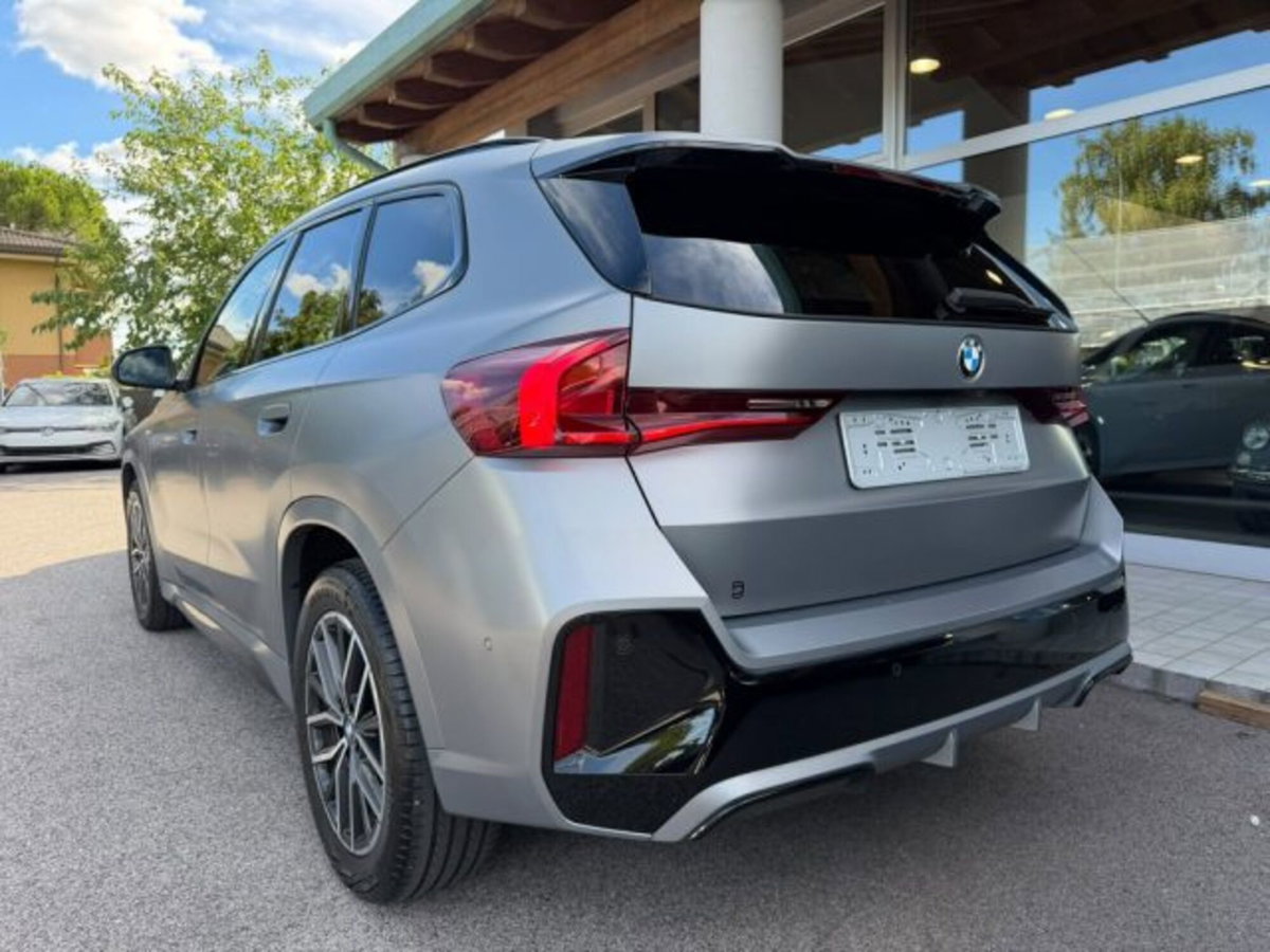 BMW X1 sDrive 18i Msport (6)