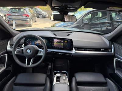 BMW X1 sDrive 18i Msport (8)