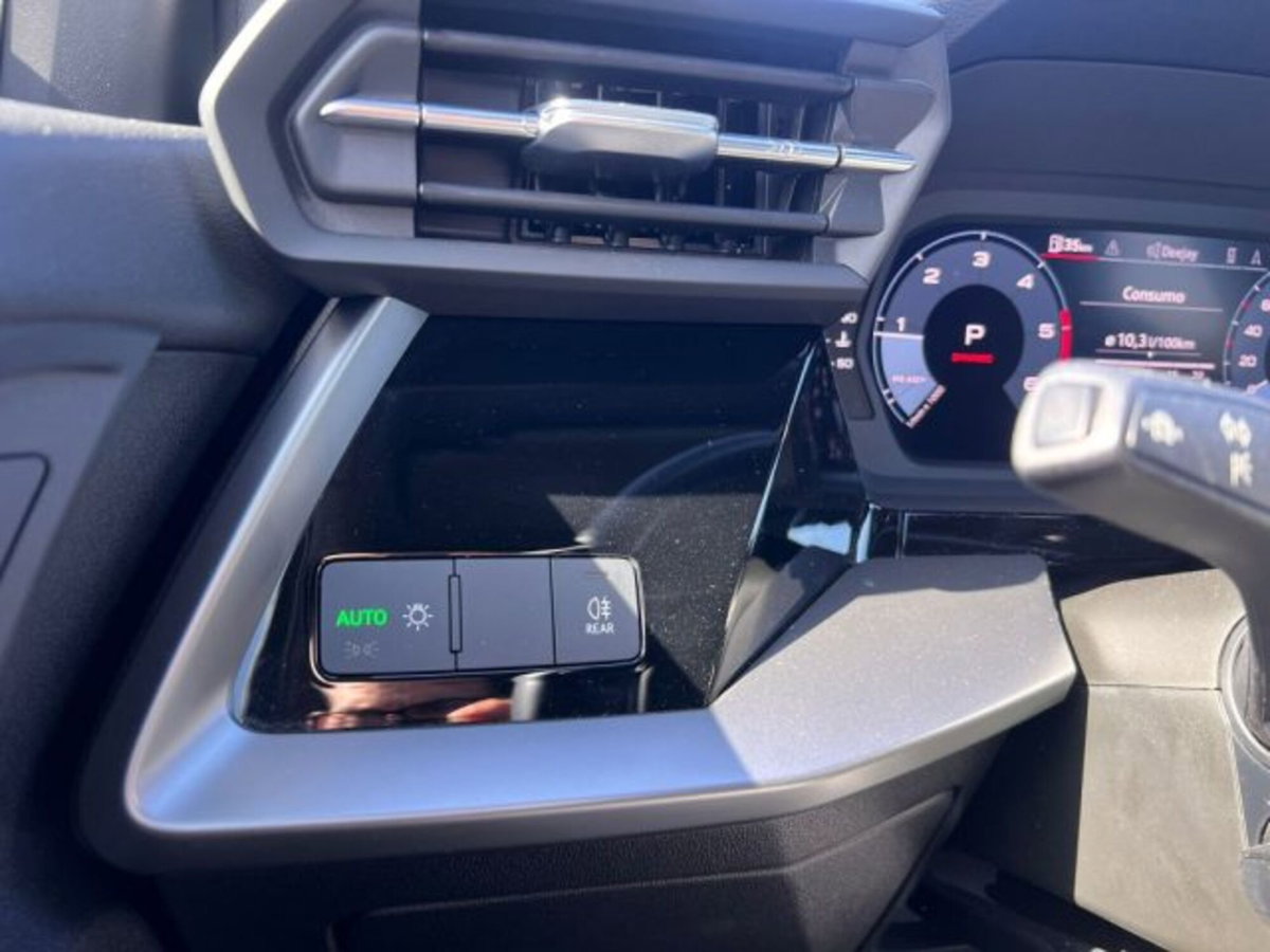 Audi A3 Sportback 35 TDI S tronic S line edition (9)