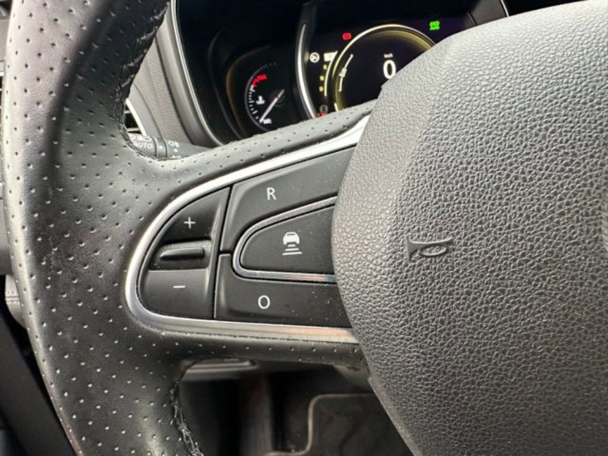 Renault Koleos Blue dCi 190 CV 4X4 X-Tronic Initiale Paris (12)