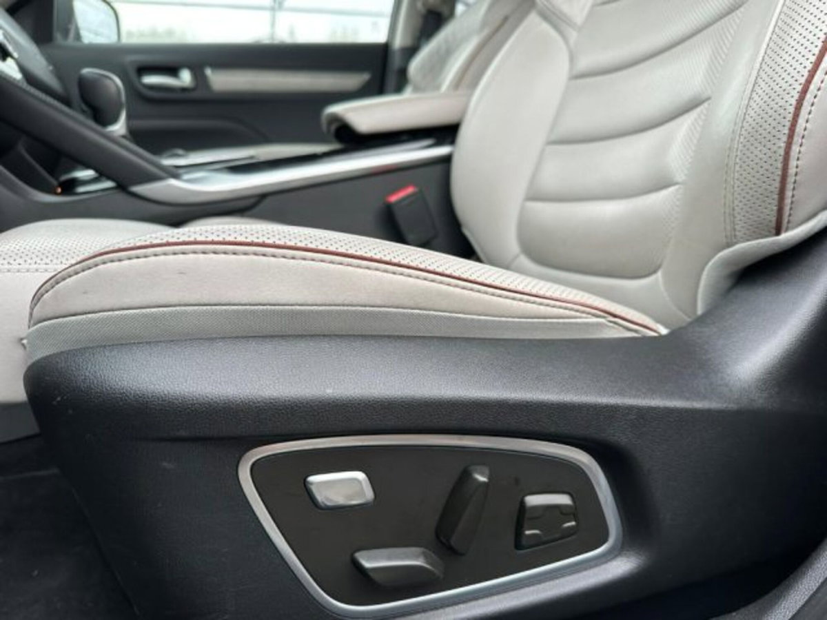 Renault Koleos Blue dCi 190 CV 4X4 X-Tronic Initiale Paris (13)