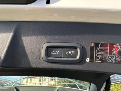 Volvo XC40 D3 Geartronic Business Plus (14)