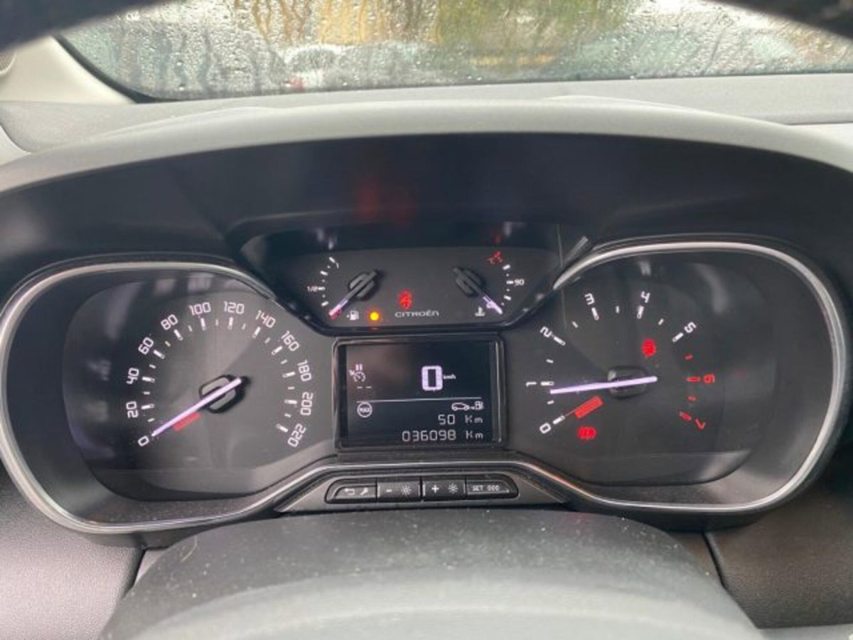 Citroen C3 Aircross PureTech 130 S&S EAT6 Shine (15)