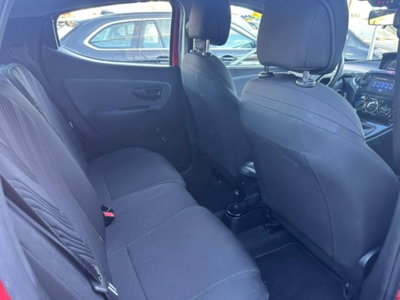 Lancia Ypsilon 1.0 FireFly 5 porte S&S Hybrid Ecochic Silver (12)