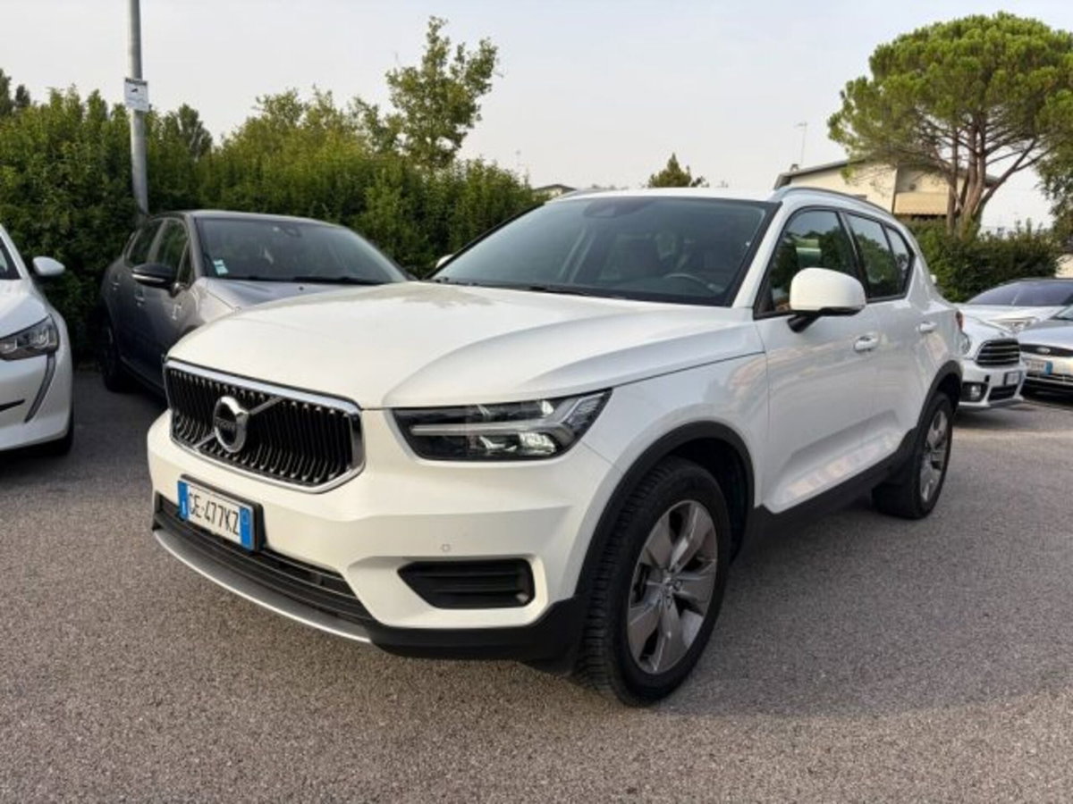 Volvo XC40 T2 Geartronic Momentum