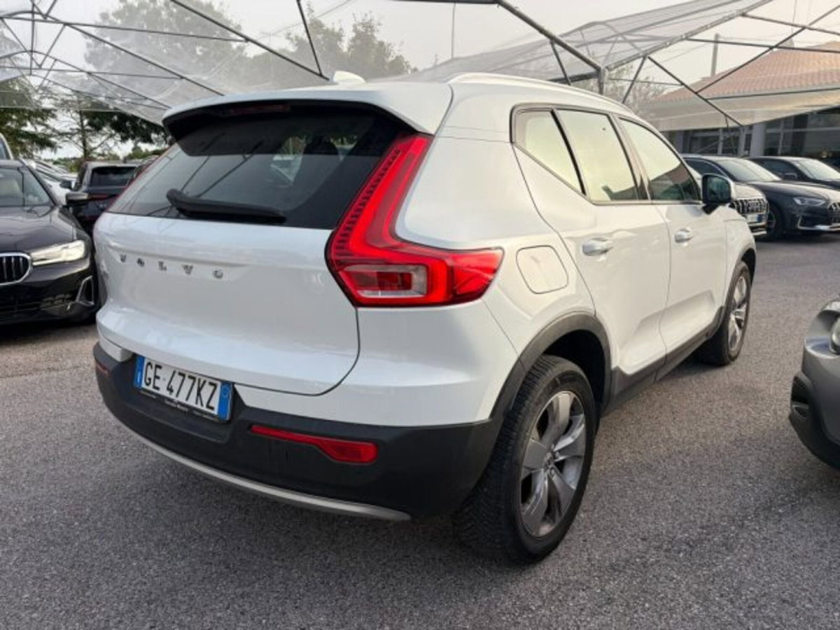 Volvo XC40 T2 Geartronic Momentum (6)