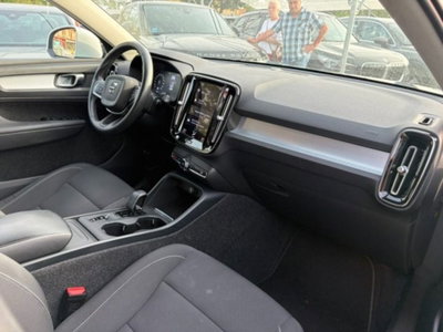 Volvo XC40 T2 Geartronic Momentum (8)
