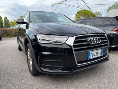 Audi Q3 2.0 TDI 120 CV Business (5)