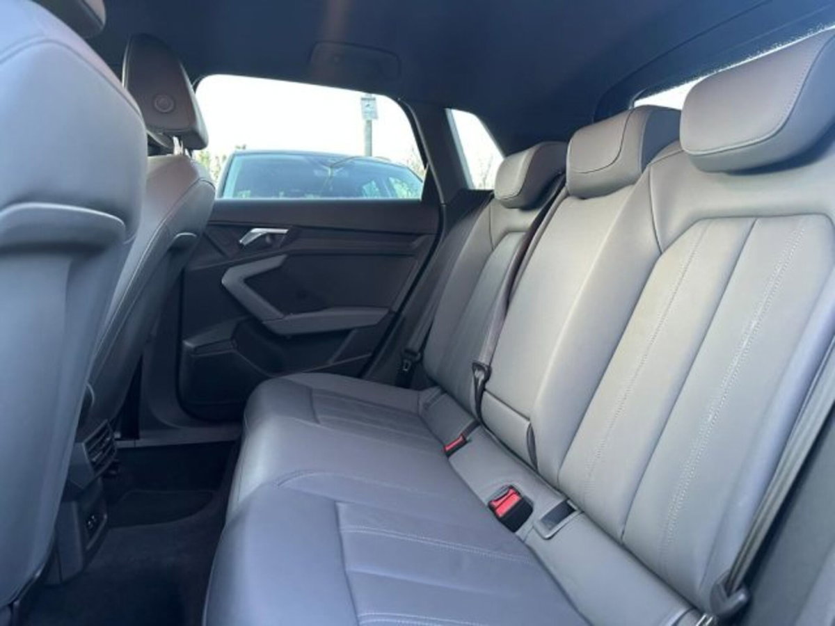 Audi A3 Sportback 35 TFSI Business Advanced (13)