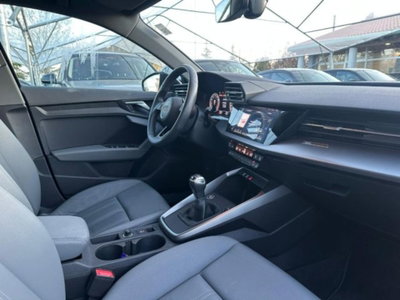 Audi A3 Sportback 35 TFSI Business Advanced (16)