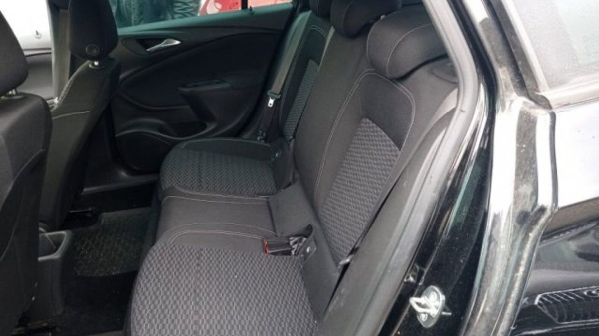 Opel Astra Station Wagon 1.6 CDTi Sports Elective (5)