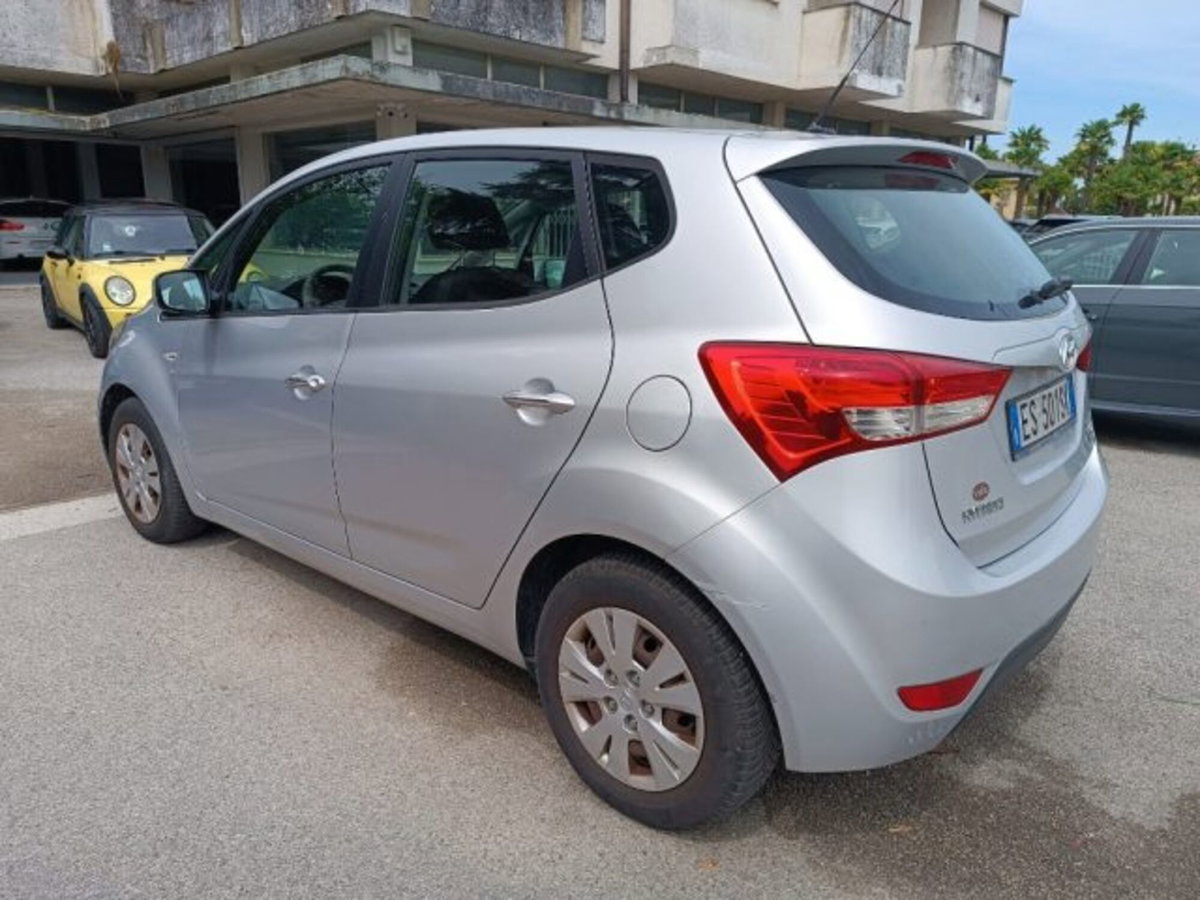 Hyundai ix20 1.4 CRDI 77 CV Comfort (3)