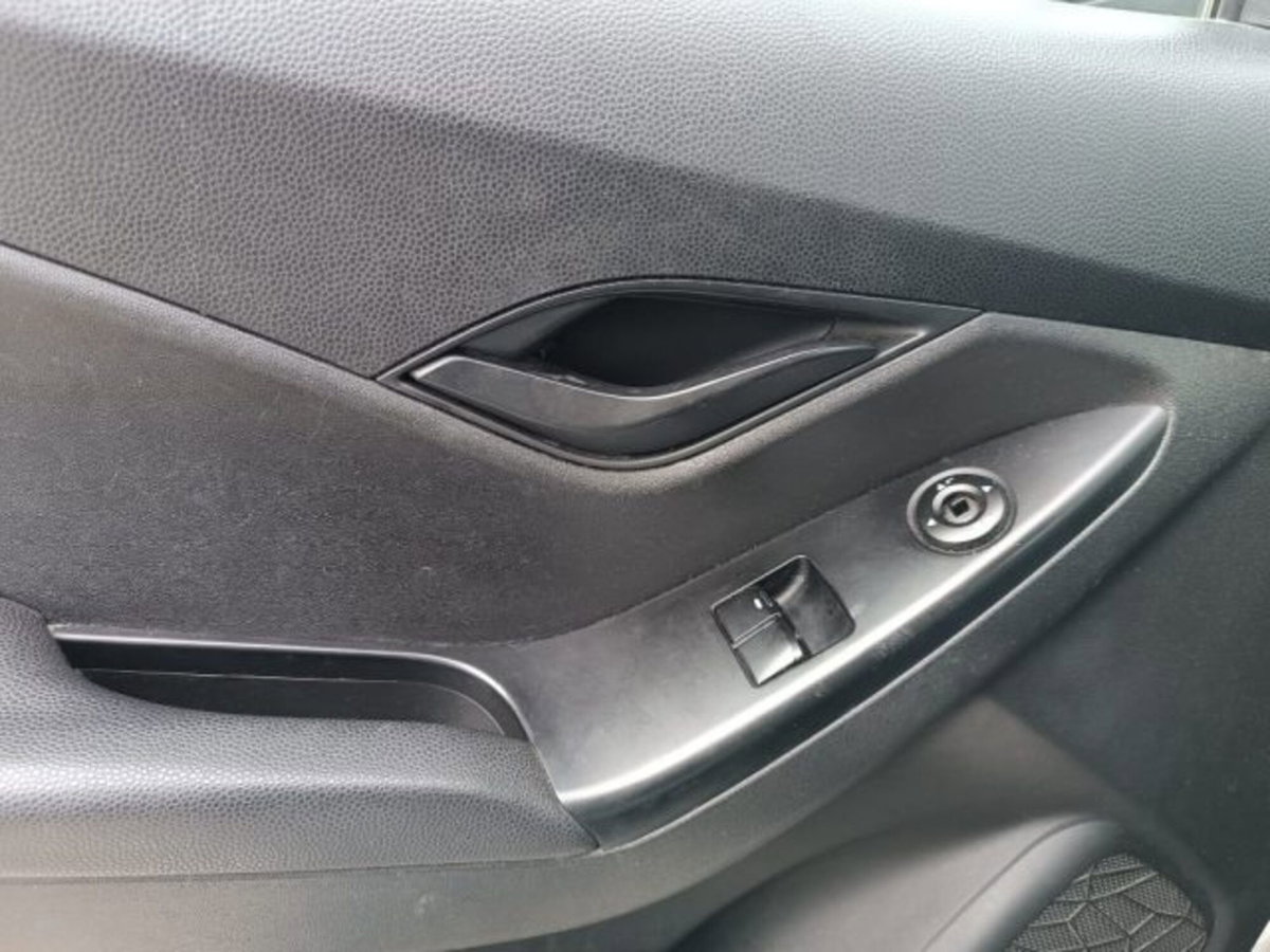 Hyundai ix20 1.4 CRDI 77 CV Comfort (9)