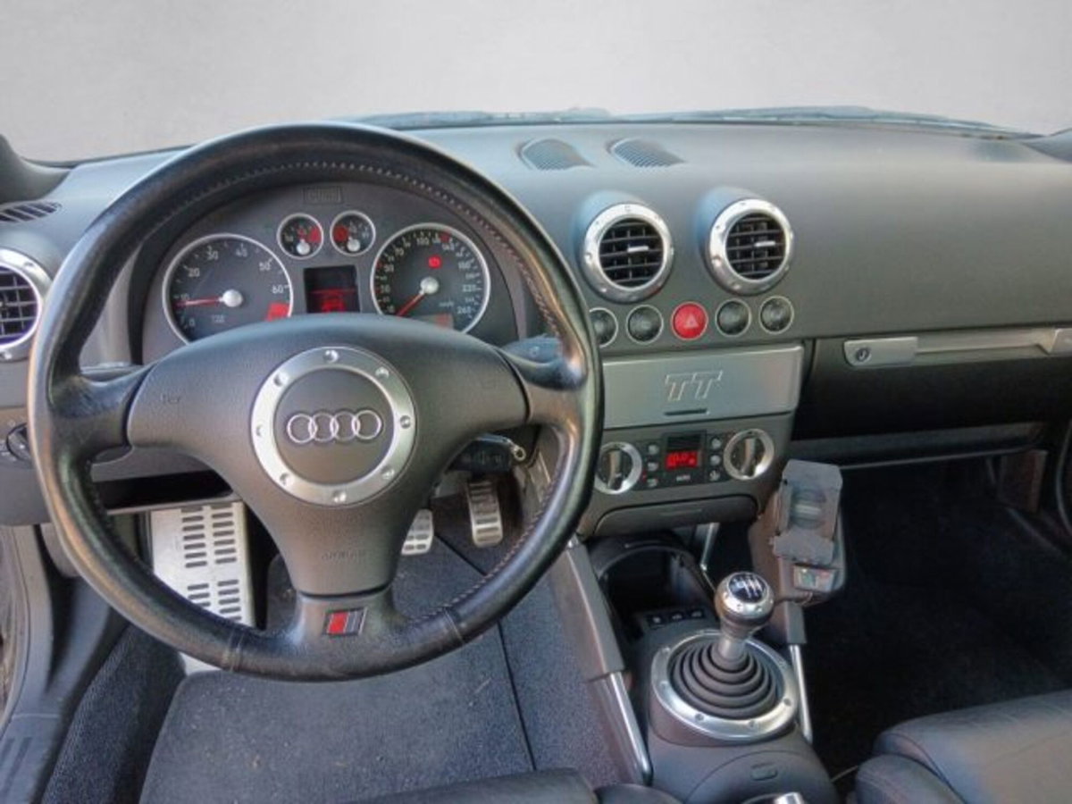 Audi TT Coupé 1.8 T 20V 179 CV cat quattro (12)