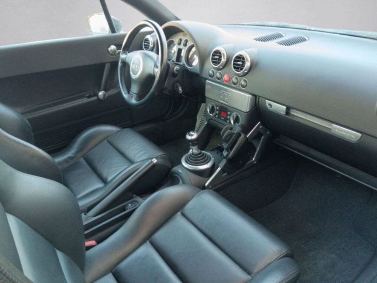 Audi TT Coupé 1.8 T 20V 179 CV cat quattro (14)