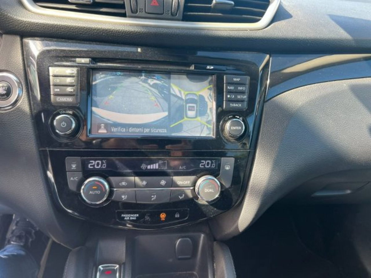 Nissan Qashqai 1.5 dCi Tekna (12)
