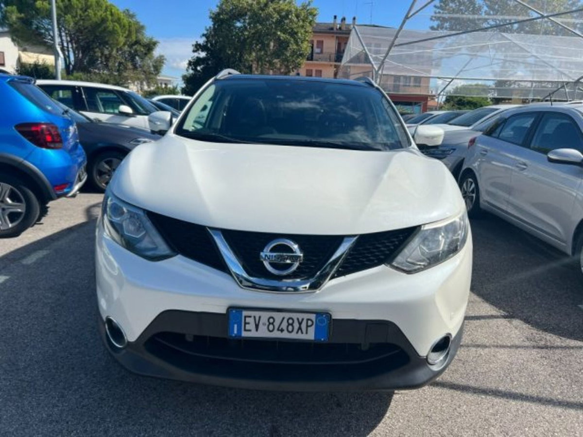 Nissan Qashqai 1.5 dCi Tekna (17)