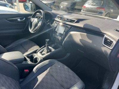 Nissan Qashqai 1.5 dCi Tekna (6)