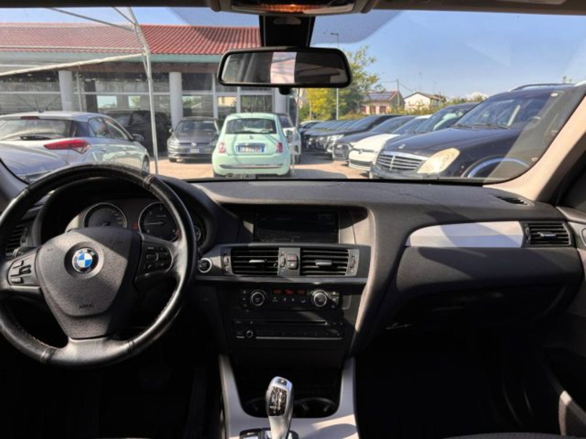 BMW X3 xDrive20d Futura (10)