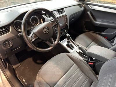 Skoda Octavia Station Wagon 1.5 G-TEC DSG Wagon Style (10)