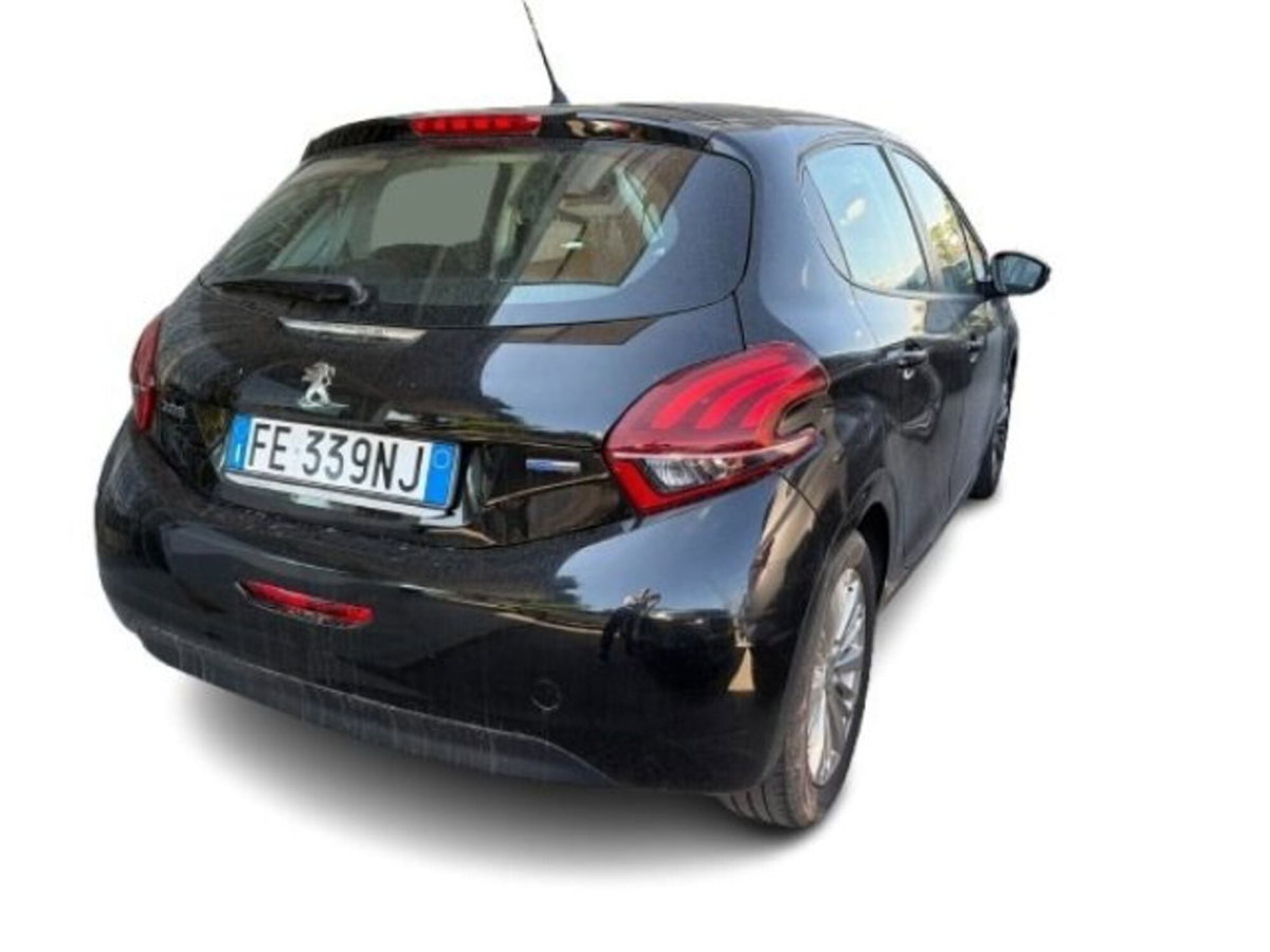 Peugeot 208 82 5 porte Access (5)