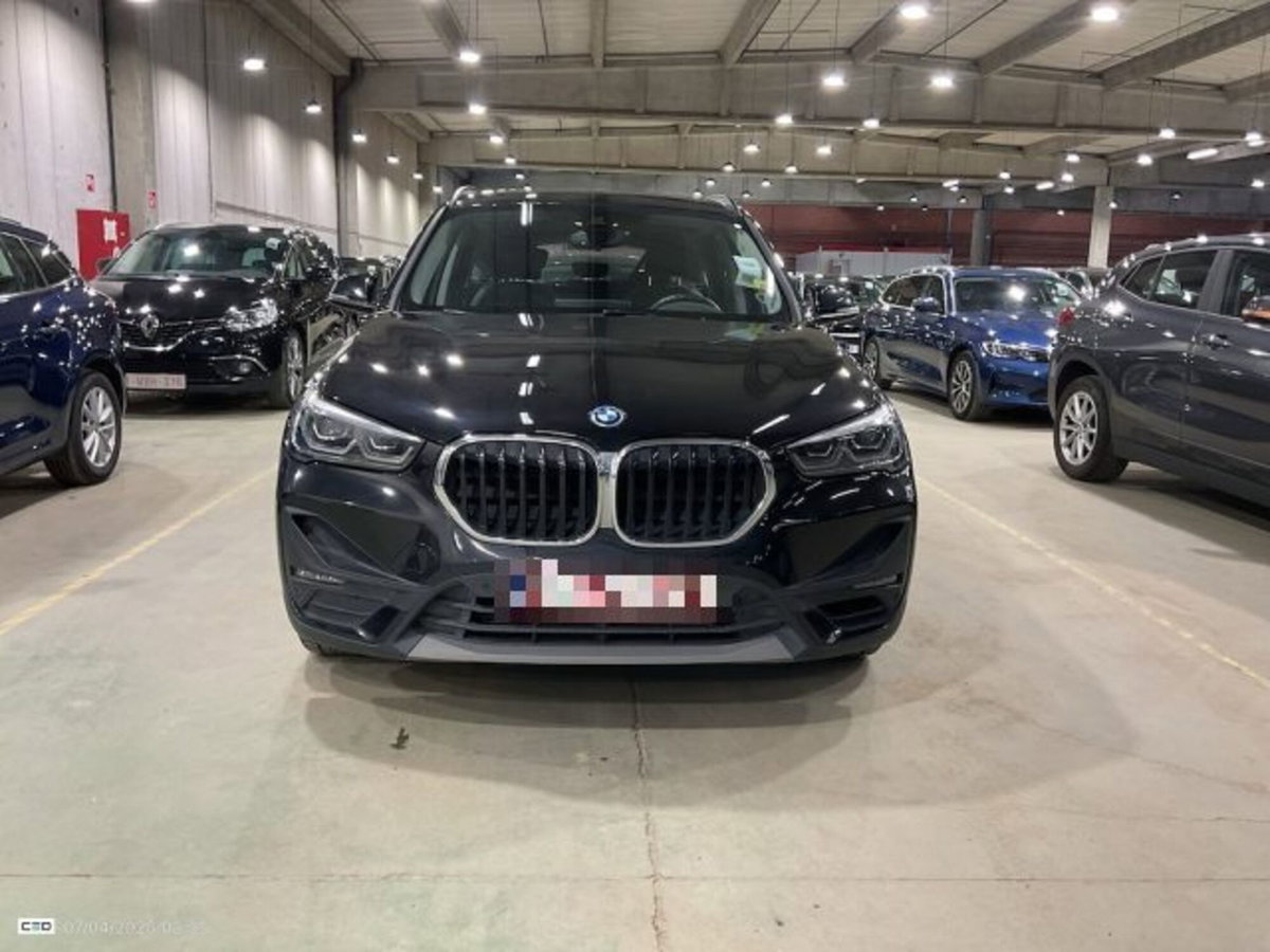BMW X1 xDrive25e Business Advantage (2)