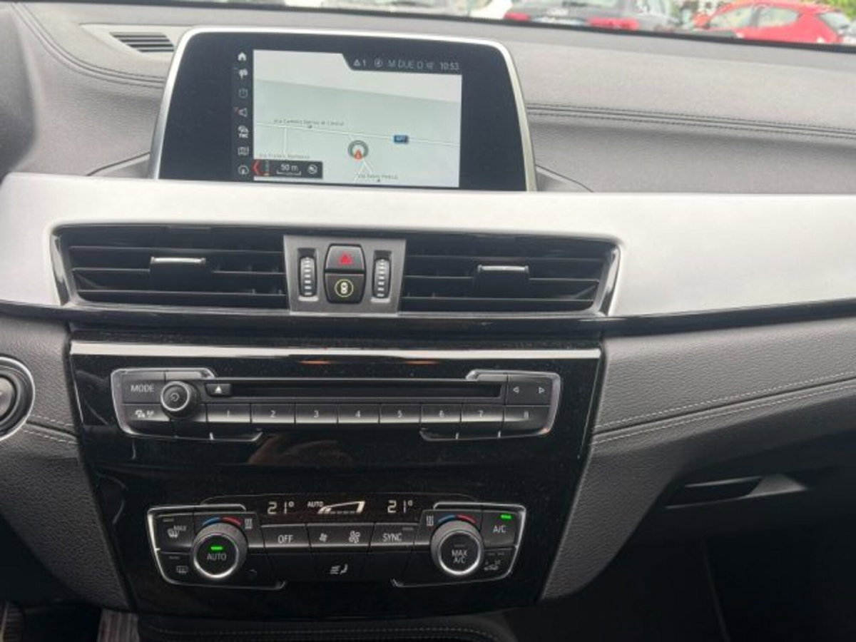 BMW X2 sDrive18d Advantage (14)