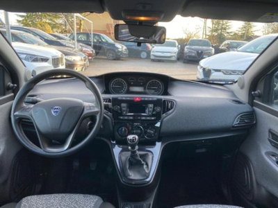Lancia Ypsilon 1.2 69 CV 5 porte GPL Ecochic Gold (8)