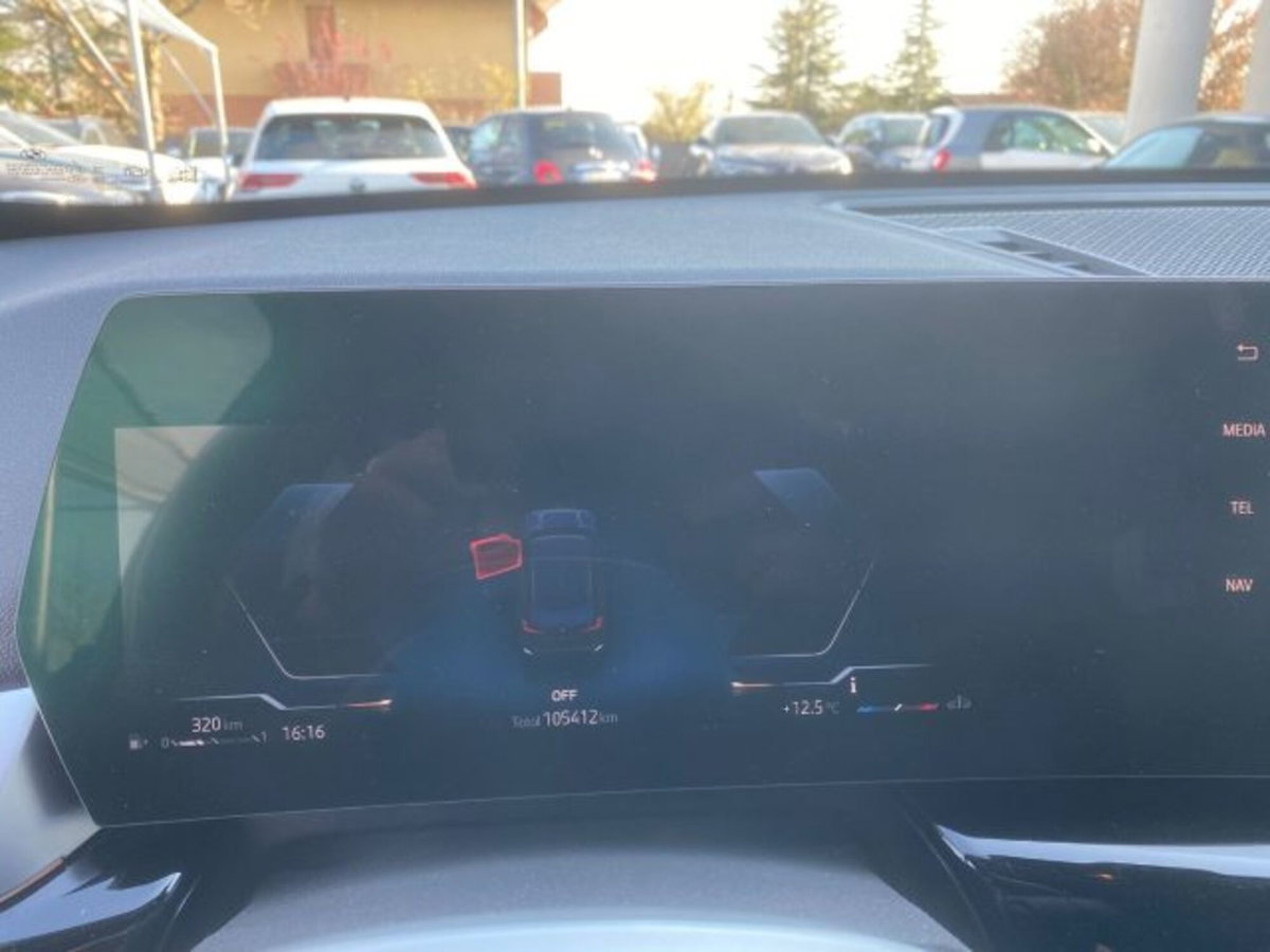 BMW X1 sDrive18d Advantage (12)